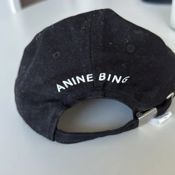 Anine Bing Classic Black Cap - Picture 5 of 5